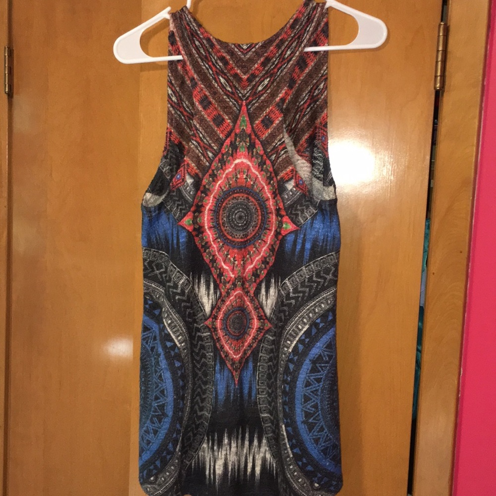 Patterned High-Low Tank - Picture 2 of 2